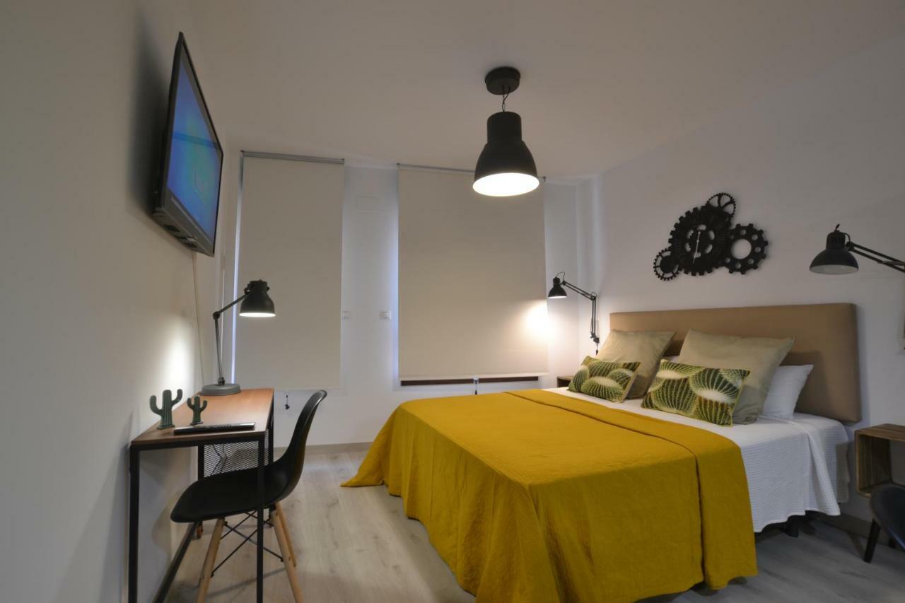 Loft Urban Casual Apartment อาลิกันเต ภายนอก รูปภาพ